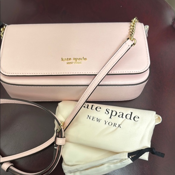 Kate Spade Devin Pink Crossbody Bag with Gold Hardware - Picture 4 of 5